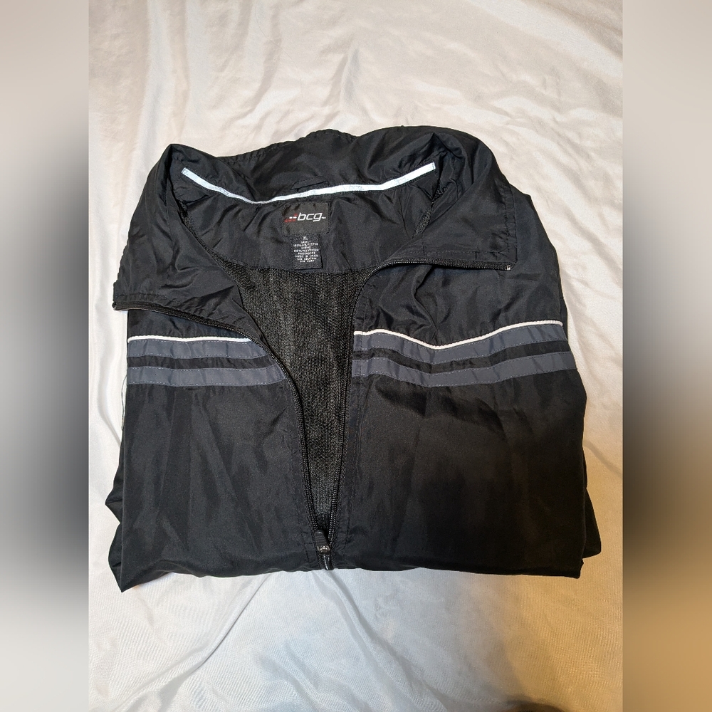 bcg Windbreaker Size XL Black, Gray, And White‎